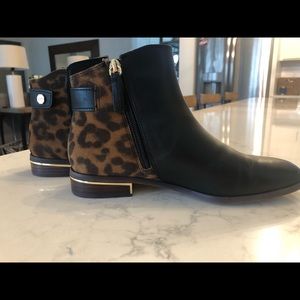 Louise et Cie Black/Leopard Leather Booties